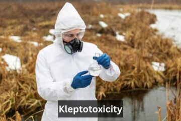 Kleptotoxicity